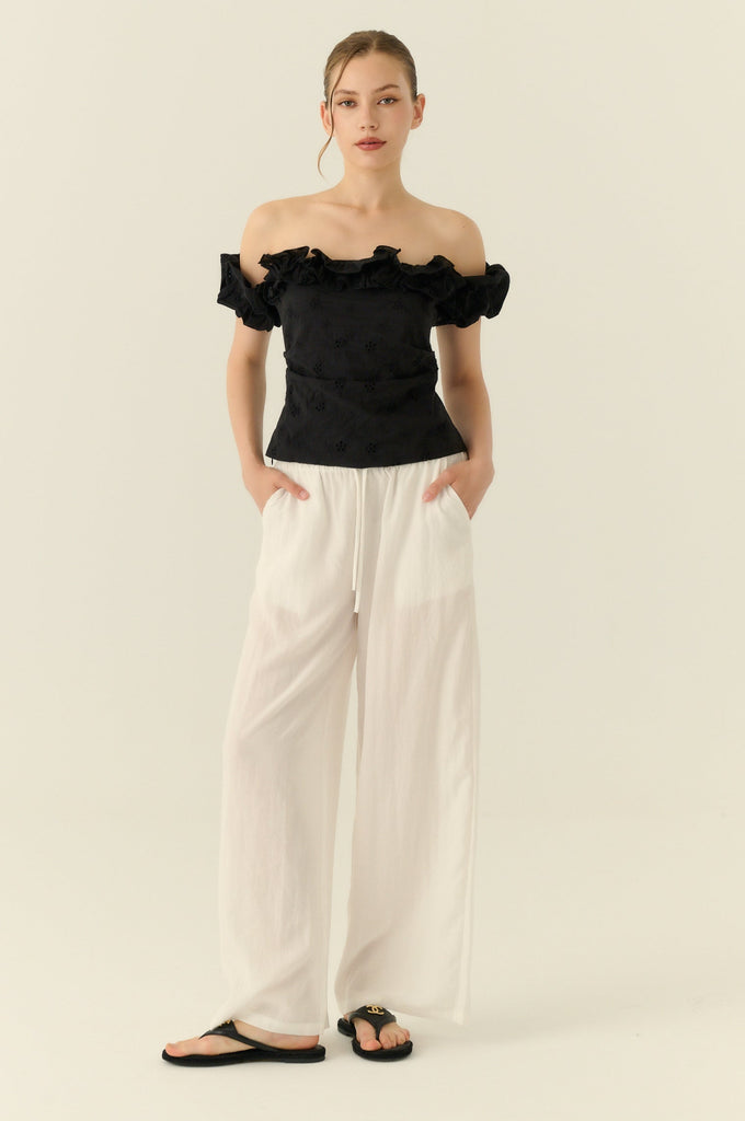 Summerwood off shoulde cotton top in black