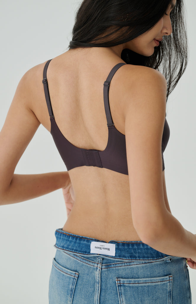 Invisible supportive bra in dark grey