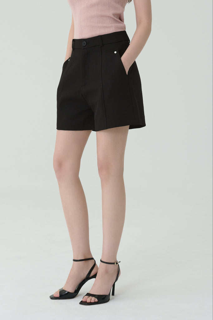 Urban lining espresso shorts in black