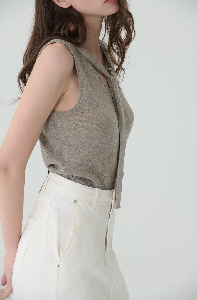 Tie me softly knit tank in grey