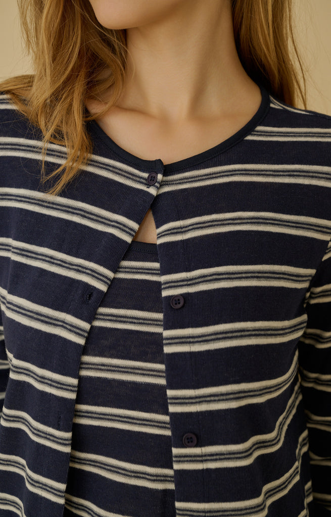 Navy blue stripes set