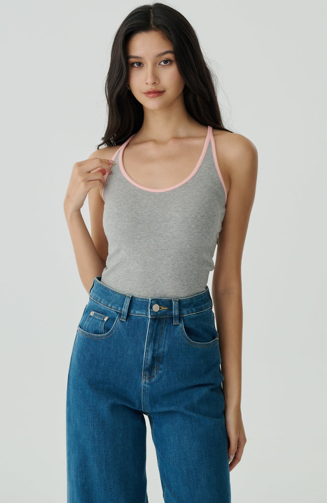 Sporty and chic bra top in grey