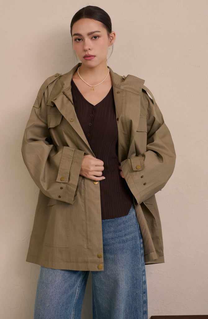 Scout layer trench coat in green