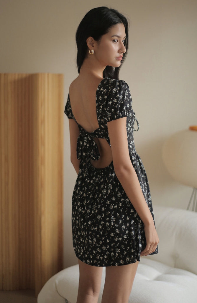 Under the Tuscan Sun dress in black Floral