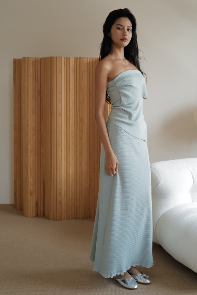 All the way Knit Skirt in blue