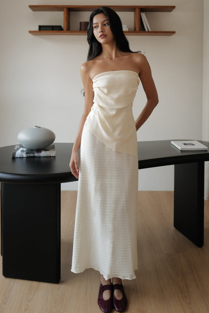 All the way knit Top in beige