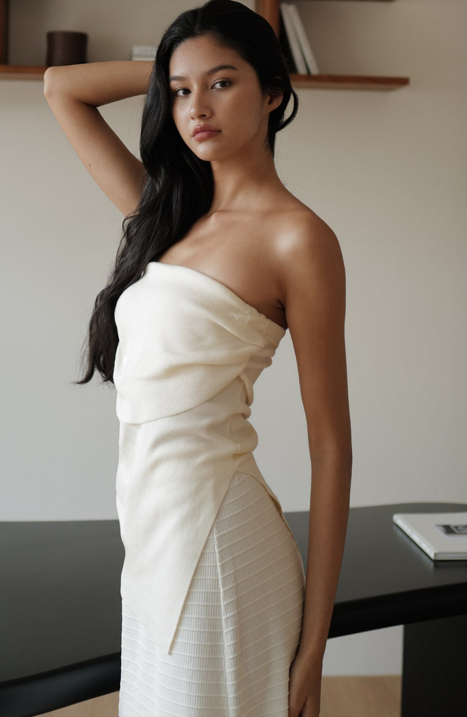 All the way knit Top in beige