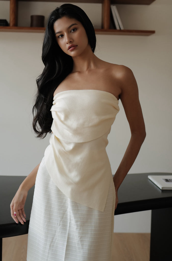 All the way knit Top in beige