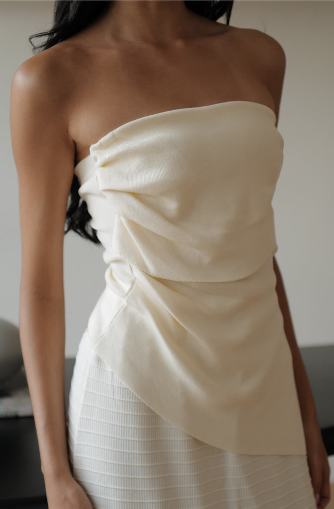 All the way knit Top in beige