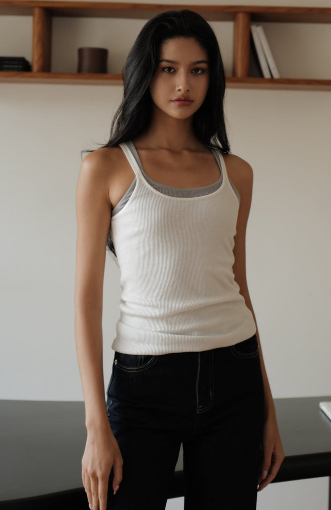 Soft line y-back tank in white/grey