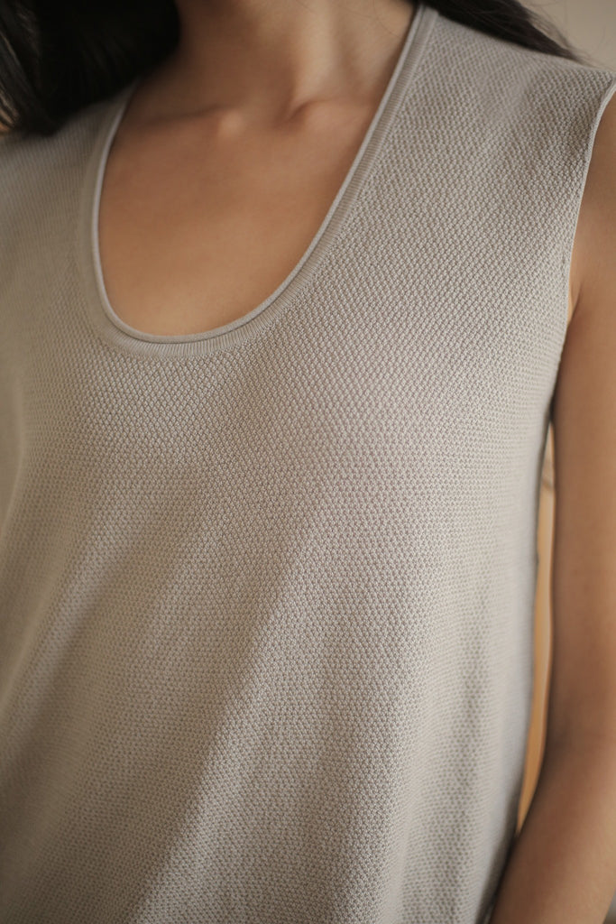 Gemma U neck knit top in grey/yellow