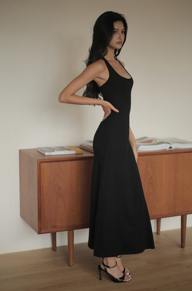 Twist back midi dress in black