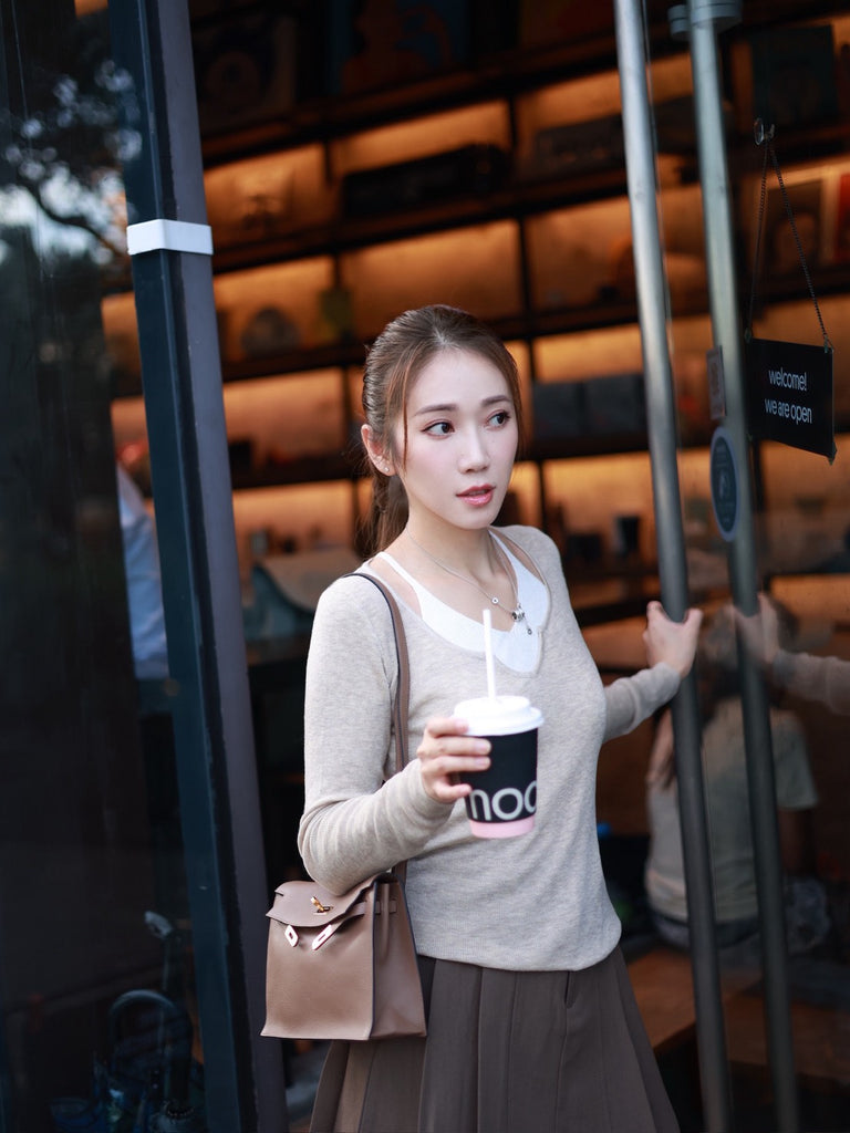 All in love knit top in Dark Grey/Khaki