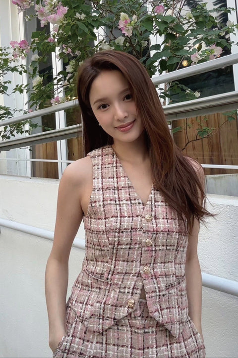 Sweet in tweed pink vest