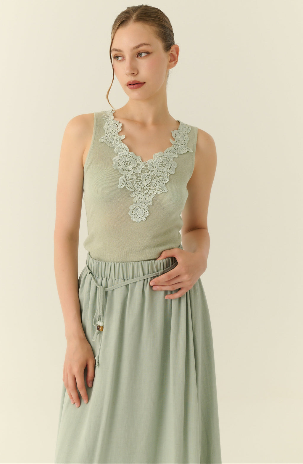 Éliane lace trimmed knit set