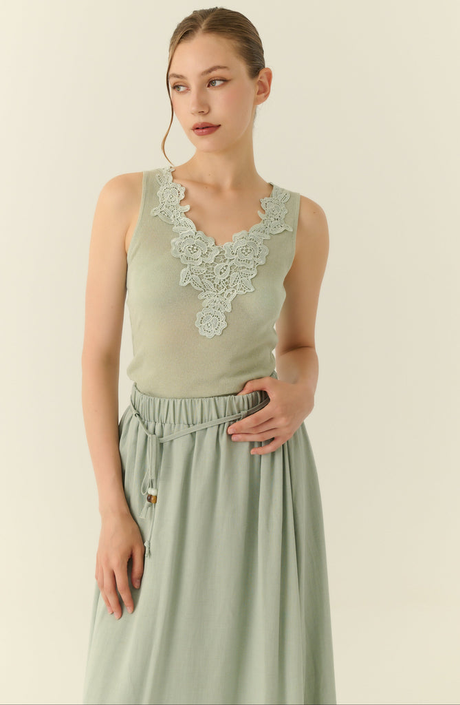 Éliane lace trimmed knit set