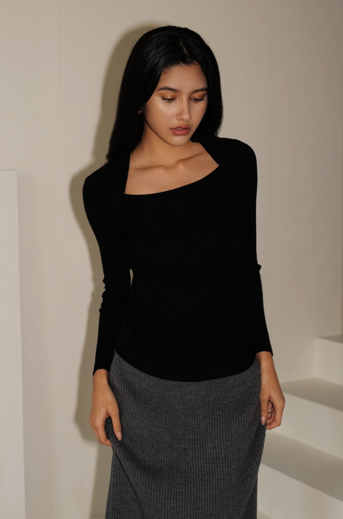 Don’t hesitate square neck knit top