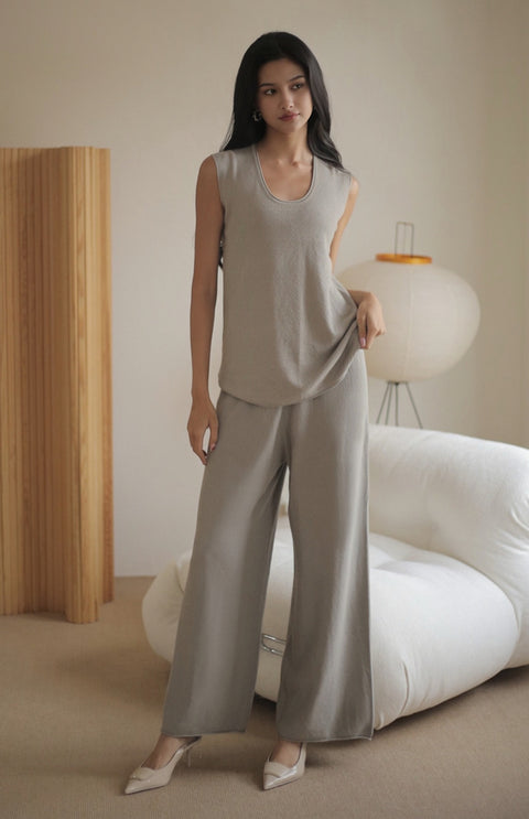 Gemma U neck knit top in grey